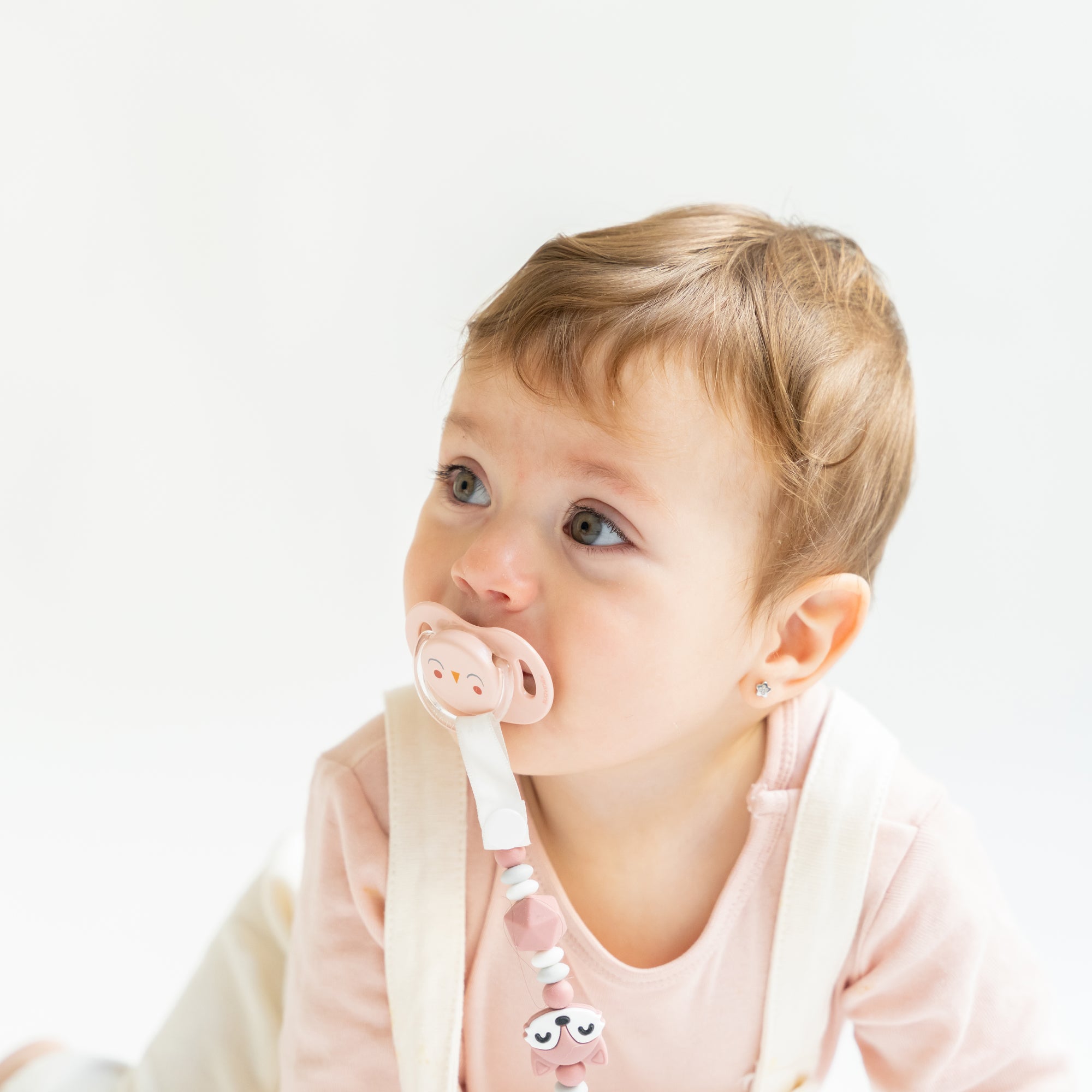 Pacifier Holders and Accessories – SARO
