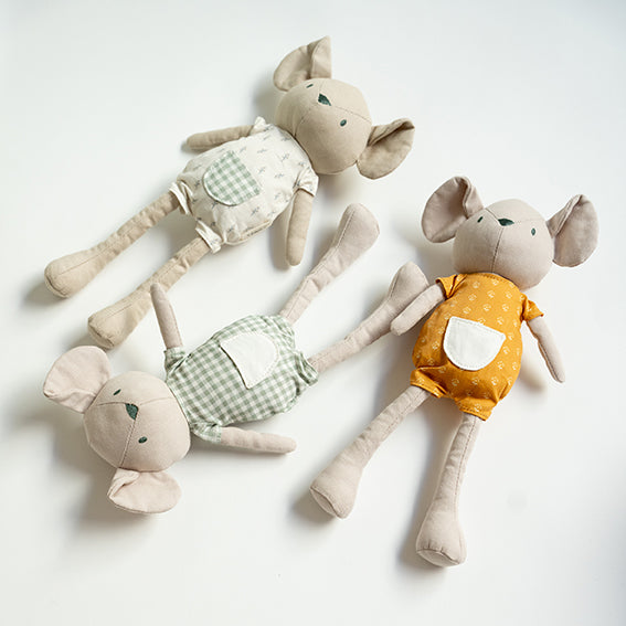 Mousie - Ratoncito de trapo  "Spring Cottage"