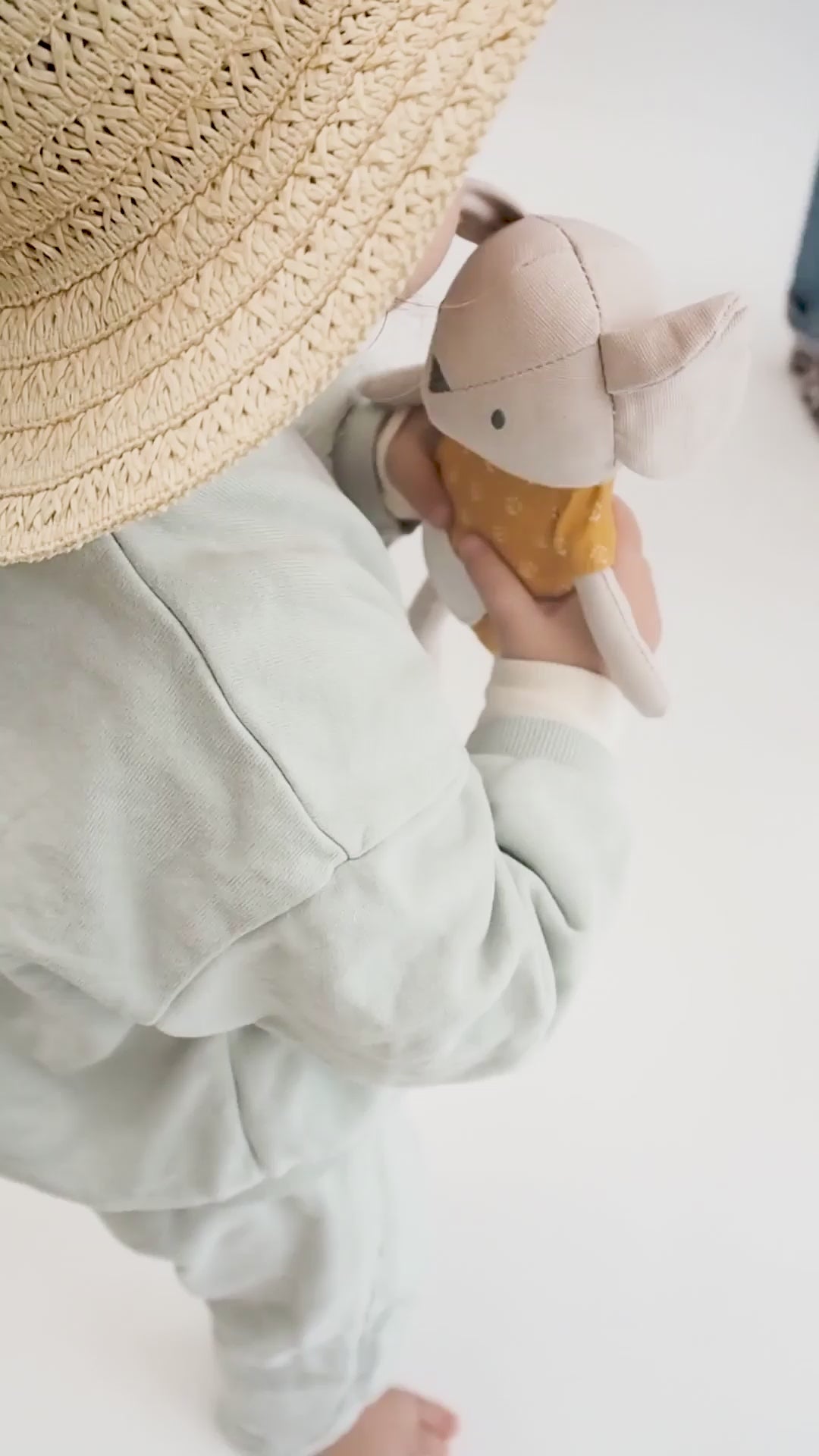 Mousie - Ratoncito de trapo  "Spring Cottage"